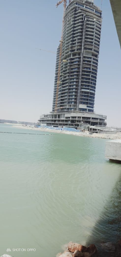 تشكيل جوانب البحيرات الشاطئية بالمنطقة الشرقية وحفر البواغيز بمدينة العلمين الجديدة التابع لجهاز مدينة العلمين الجديدة 