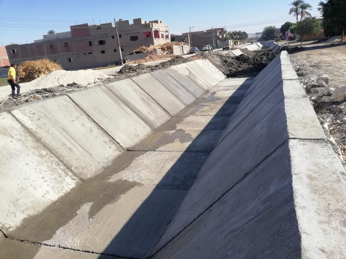 حماية البنية التحتية بوادي العمراني الغربي (أ) من أخطار السيول – محافظة أسيوط.