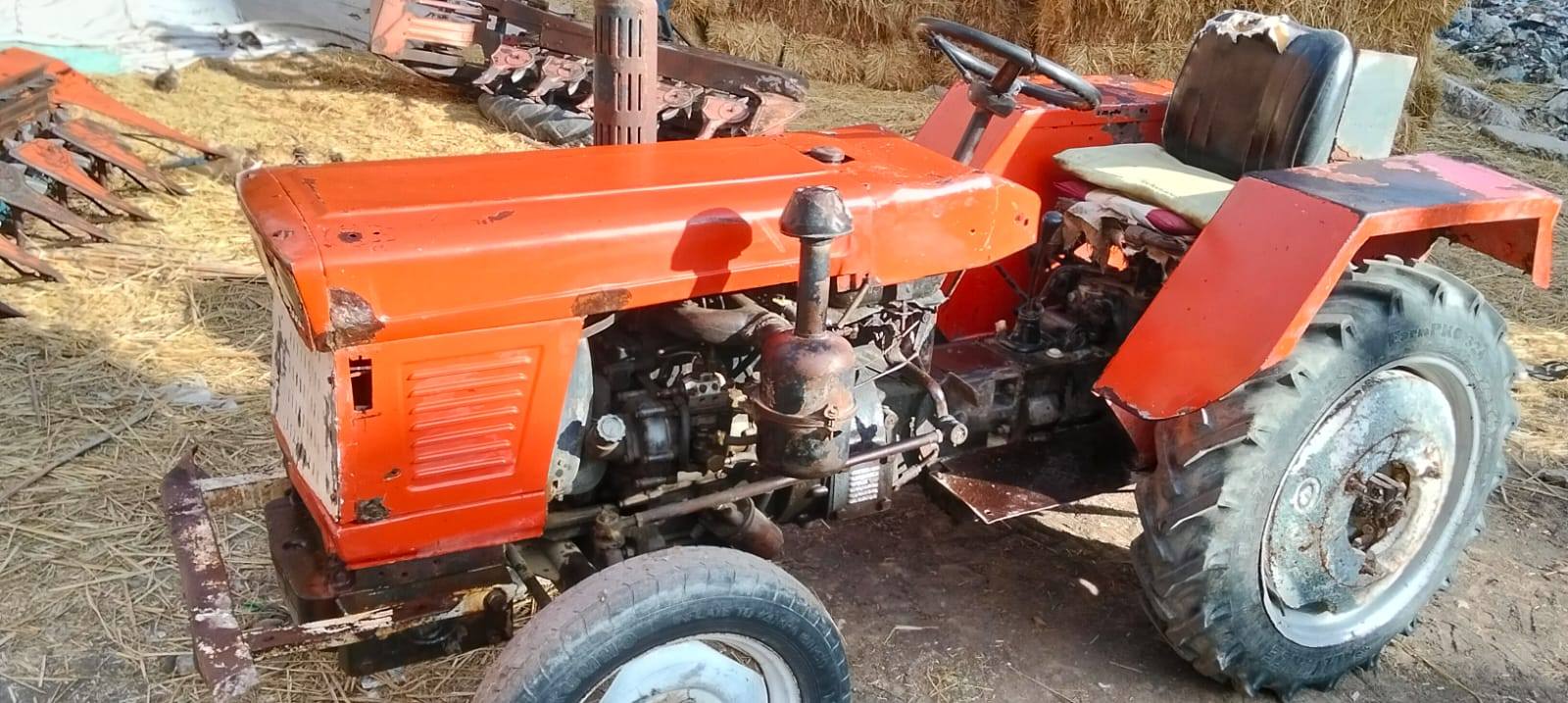 جرارات زراعية